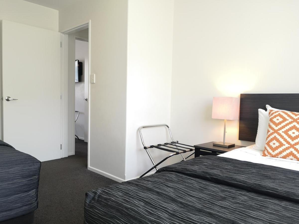 Airport Palms Motel Christchurch Bagian luar foto