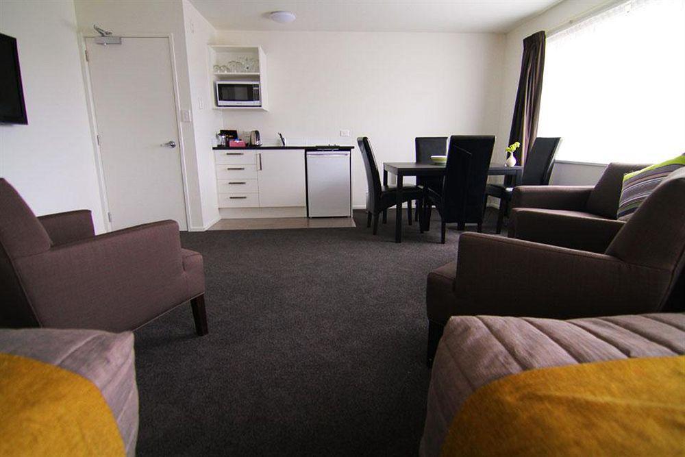 Airport Palms Motel Christchurch Bagian luar foto