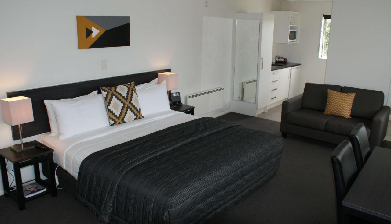 Airport Palms Motel Christchurch Bagian luar foto